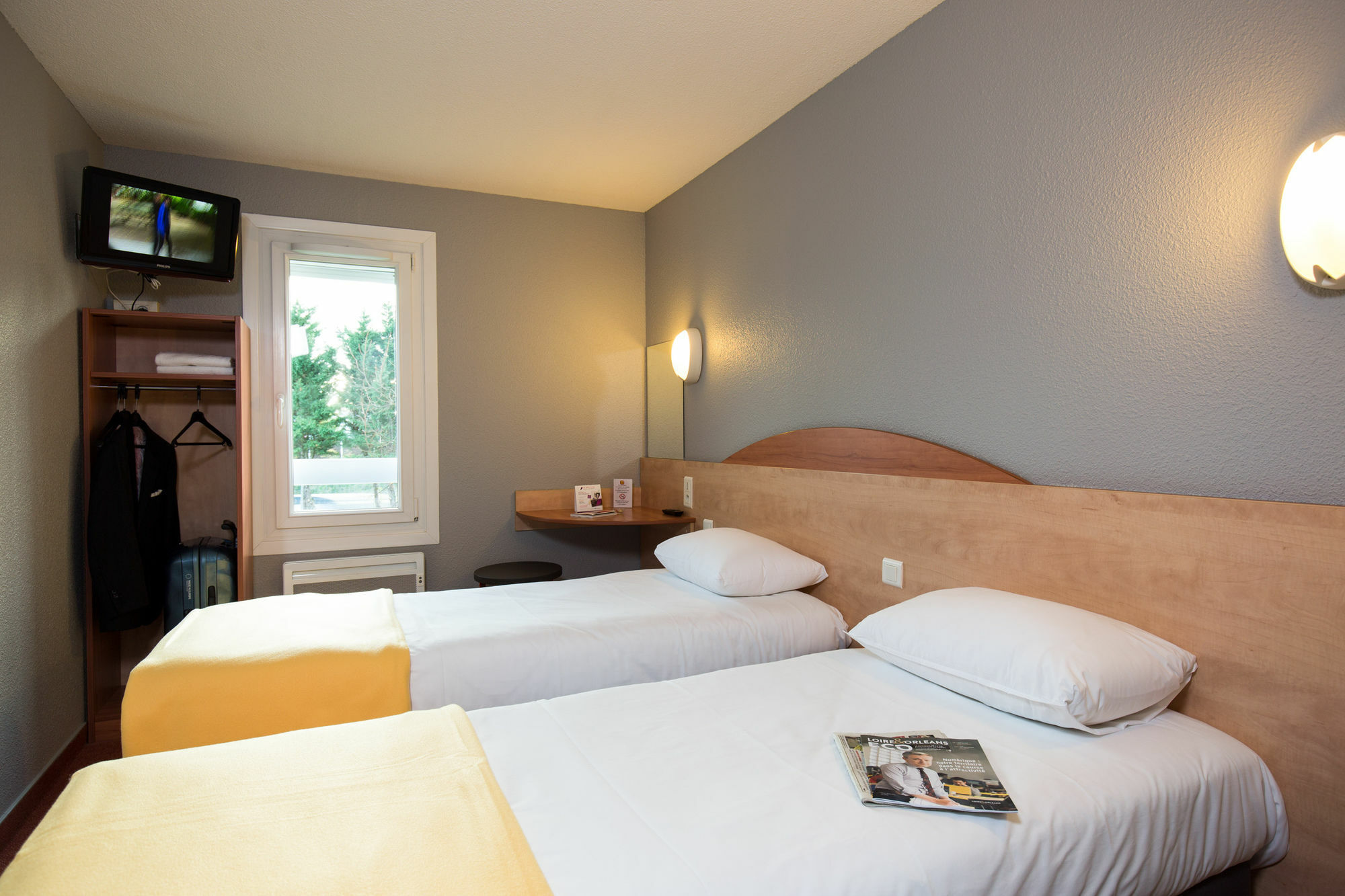 Kyriad Direct Orleans - La Chapelle St Mesmin La Chapelle-Saint-Mesmin Exterior foto