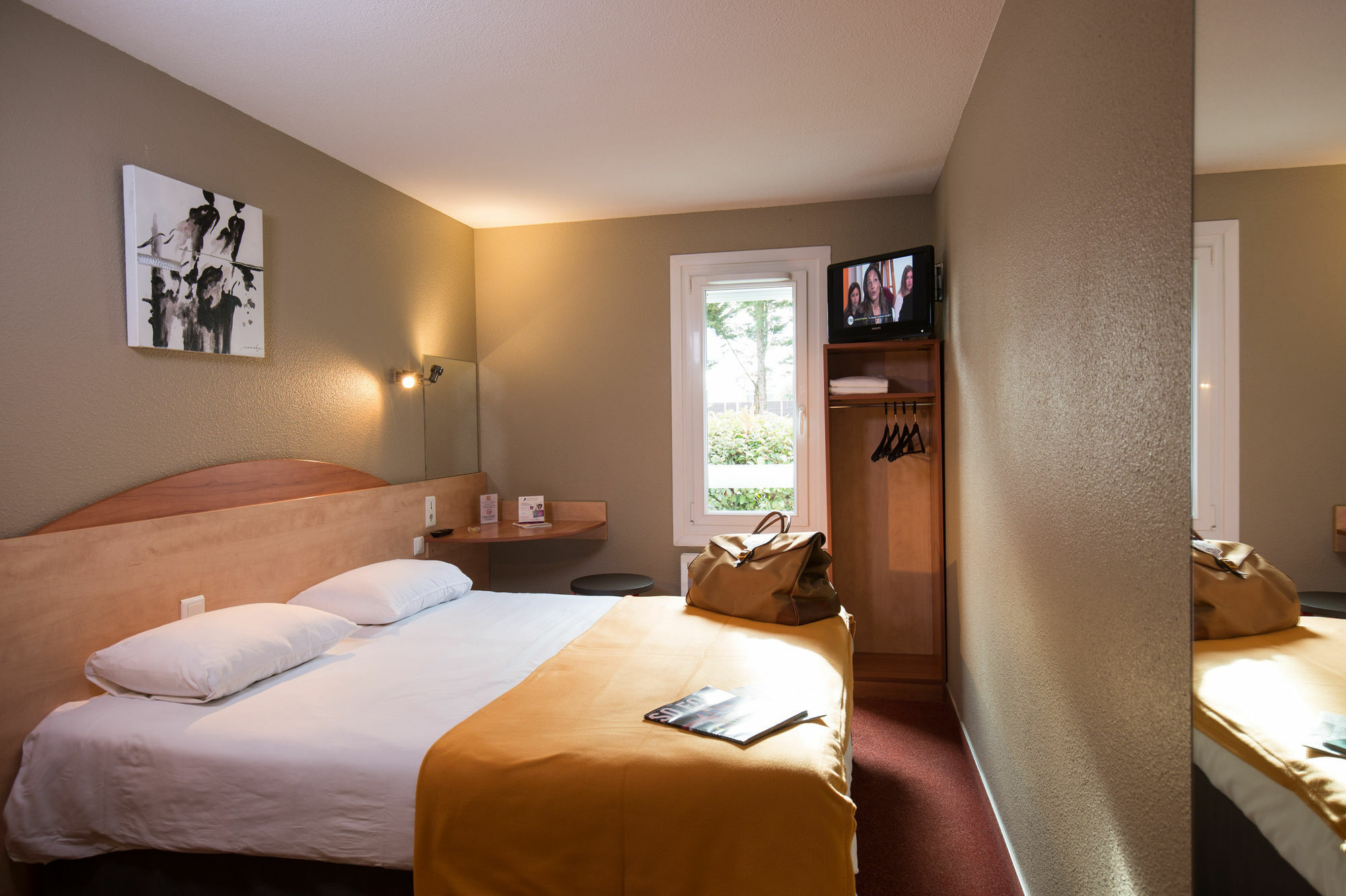 Kyriad Direct Orleans - La Chapelle St Mesmin La Chapelle-Saint-Mesmin Exterior foto